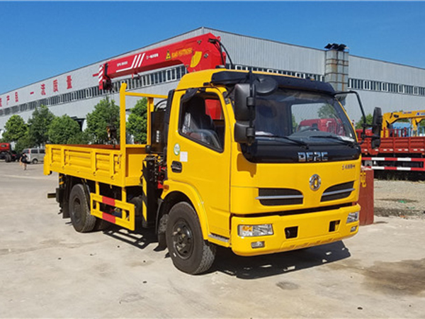 小型藍牌福瑞卡3.2噸隨車吊 小型藍牌福瑞卡3.2噸隨車吊