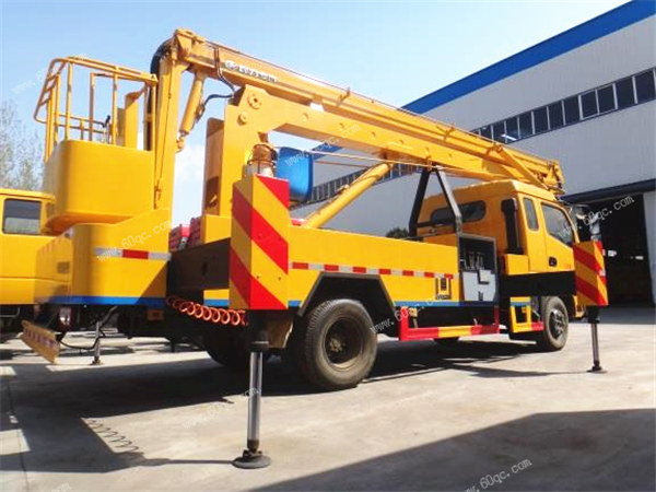 東風(fēng)多利卡18米高空作業(yè)車 東風(fēng)多利卡18米高空作業(yè)車