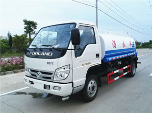 福田時(shí)代灑水車