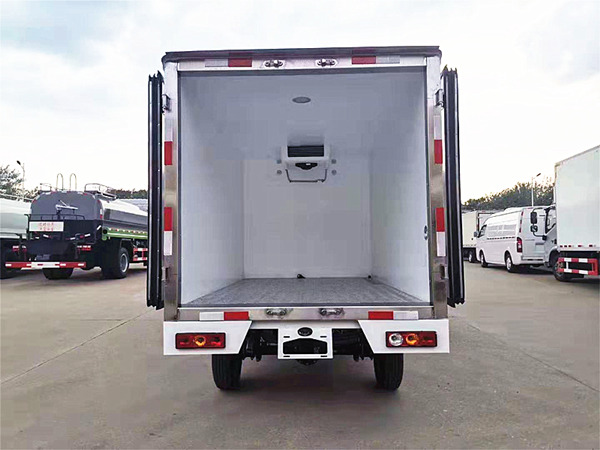 福田祥菱國六藍(lán)牌冷藏車