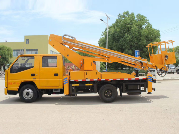 江鈴雙排17.5米直臂高空作業(yè)車