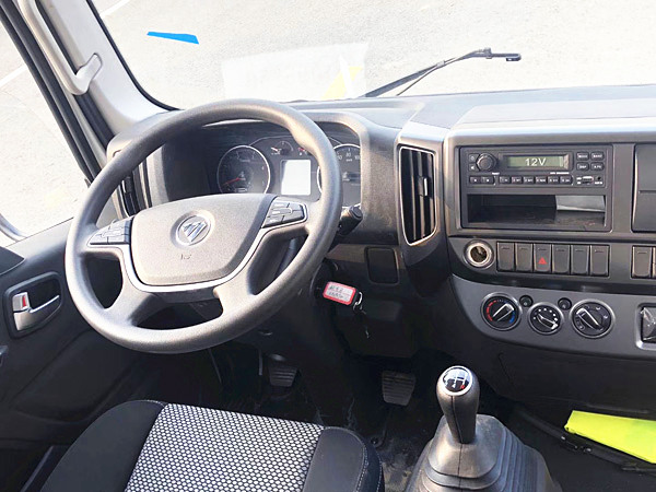 福田歐馬可S1國六藍牌冷藏車內(nèi)飾